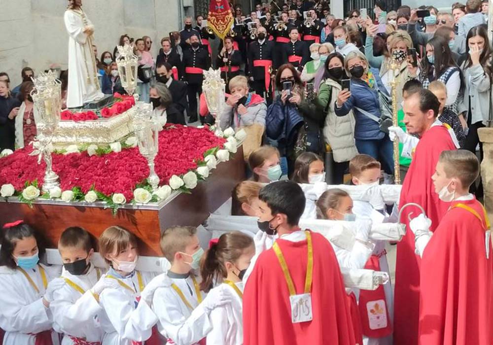 Visita de Cofradías a Nuestros Mayores